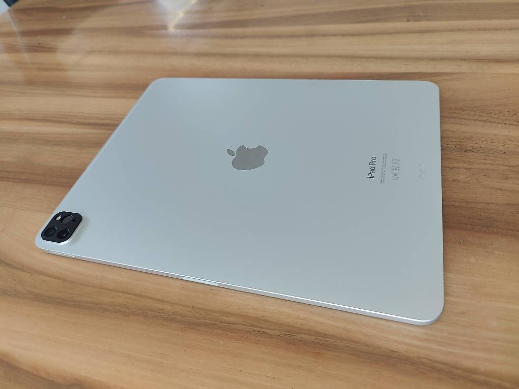 Apple Tablet PC: Apple iPad Pro 12.9 2022 M2 6. Gen. – Usato da Meisterschwanden venduto da meisti12 2