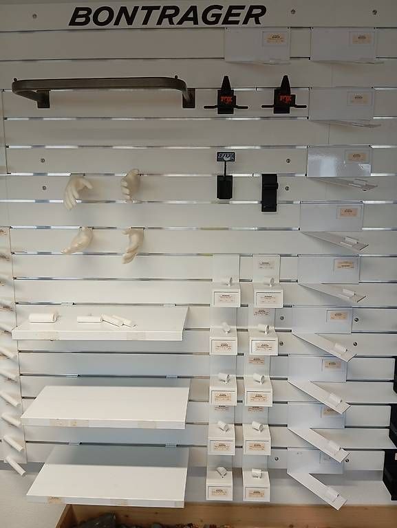 Tutte le decorazioni: Bikeshop Restposten "Slattwall" viel Rabatt – Usato da Derendingen venduto da NSC-Bikeshop 4