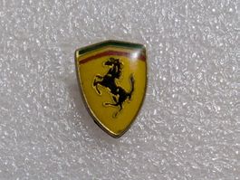 Ansteckpin 147: Ferrari Logo