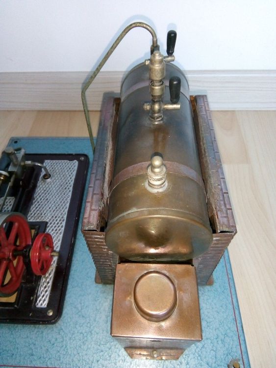 Antike Schweizer Dampfmaschine HA Mobil 4
