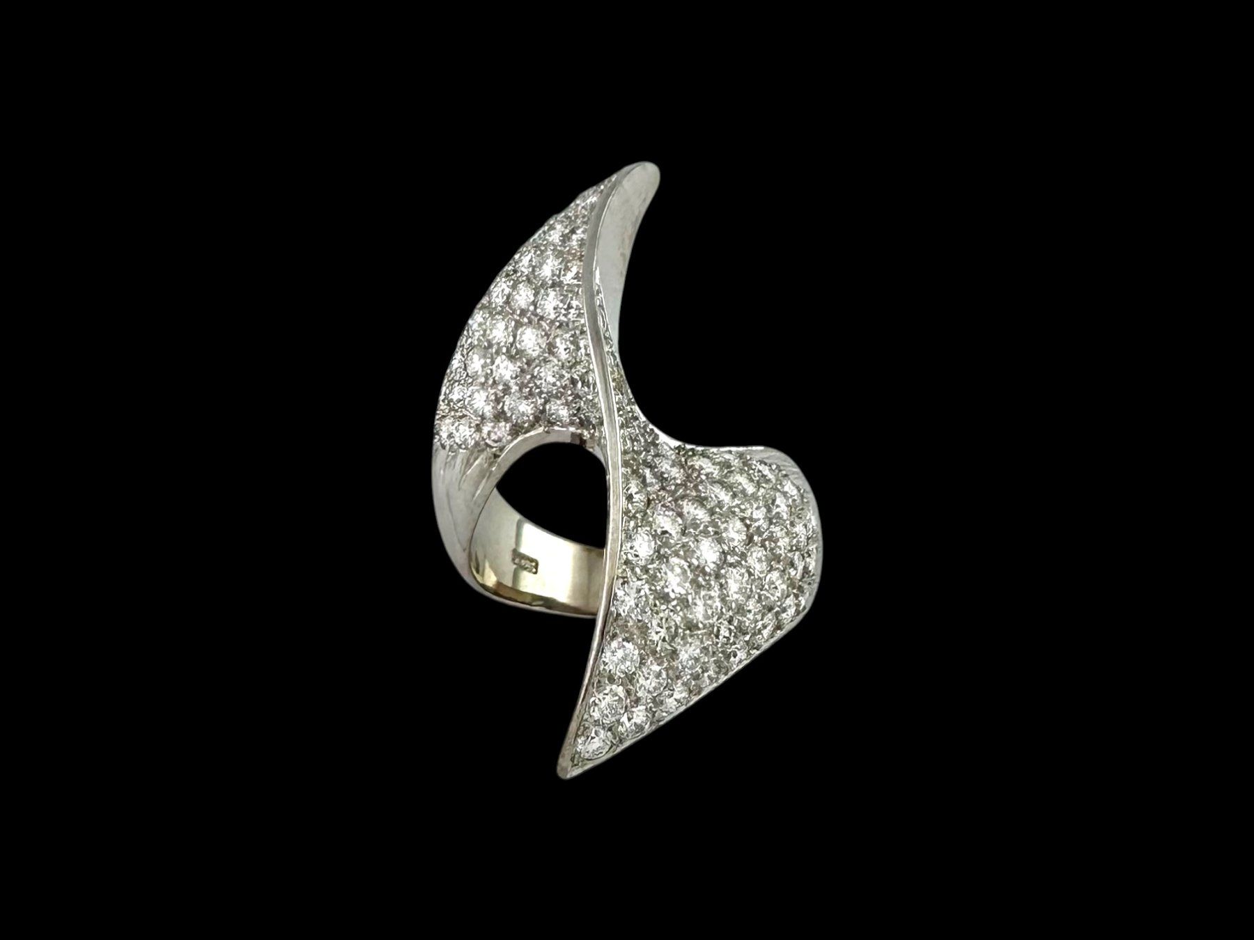 Gübelin Anelli: GÜBELIN, Diamant - Cocktailring, ca. 3.06 ct – Usato da Zuzwil SG venduto da artimmo 4