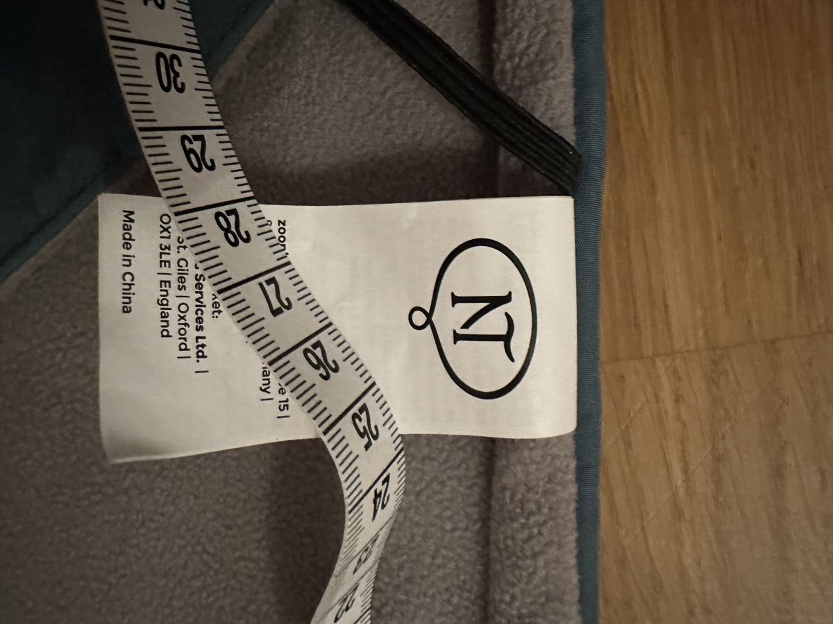 Abbigliamento: Super weicher Hunde Mantel – Nuovo e nell'imballaggio originale da Buchs ZH venduto da how_wf9j 3