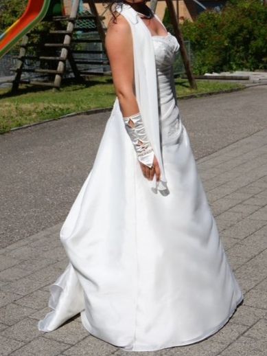 Robes: Hochzeitskleid Gr. 38 – D'occasion à Zäziwil par blackpearl 1