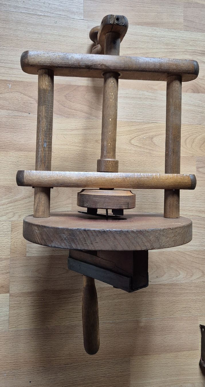 Elettrodomestici da cucina: Räbenhobel – Usato da Moutier venduto da Maria1704