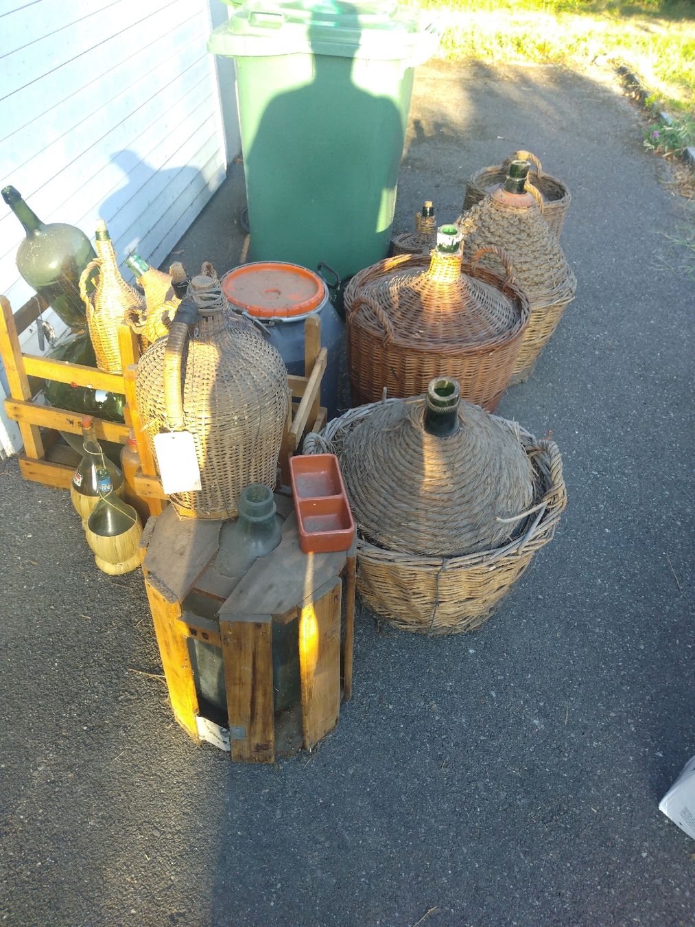 Flaschen: korbflaschen diverse – Gebraucht aus Belp von Guadalupe84
