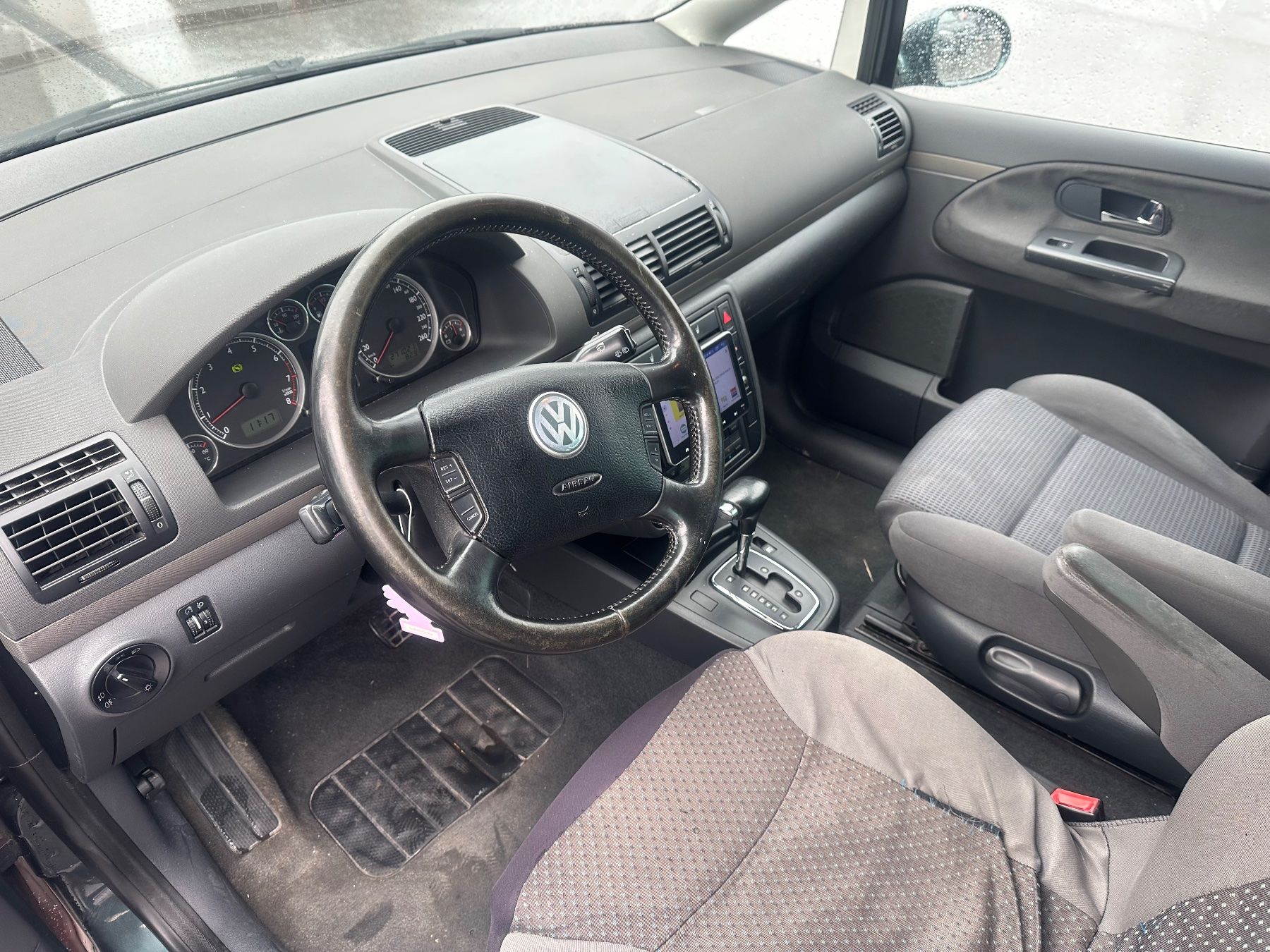 VW Automobili: Vw Sharan///v6 2,8i/// Automat/// – Usato da Pfäffikon SZ venduto da Ami_ble 5