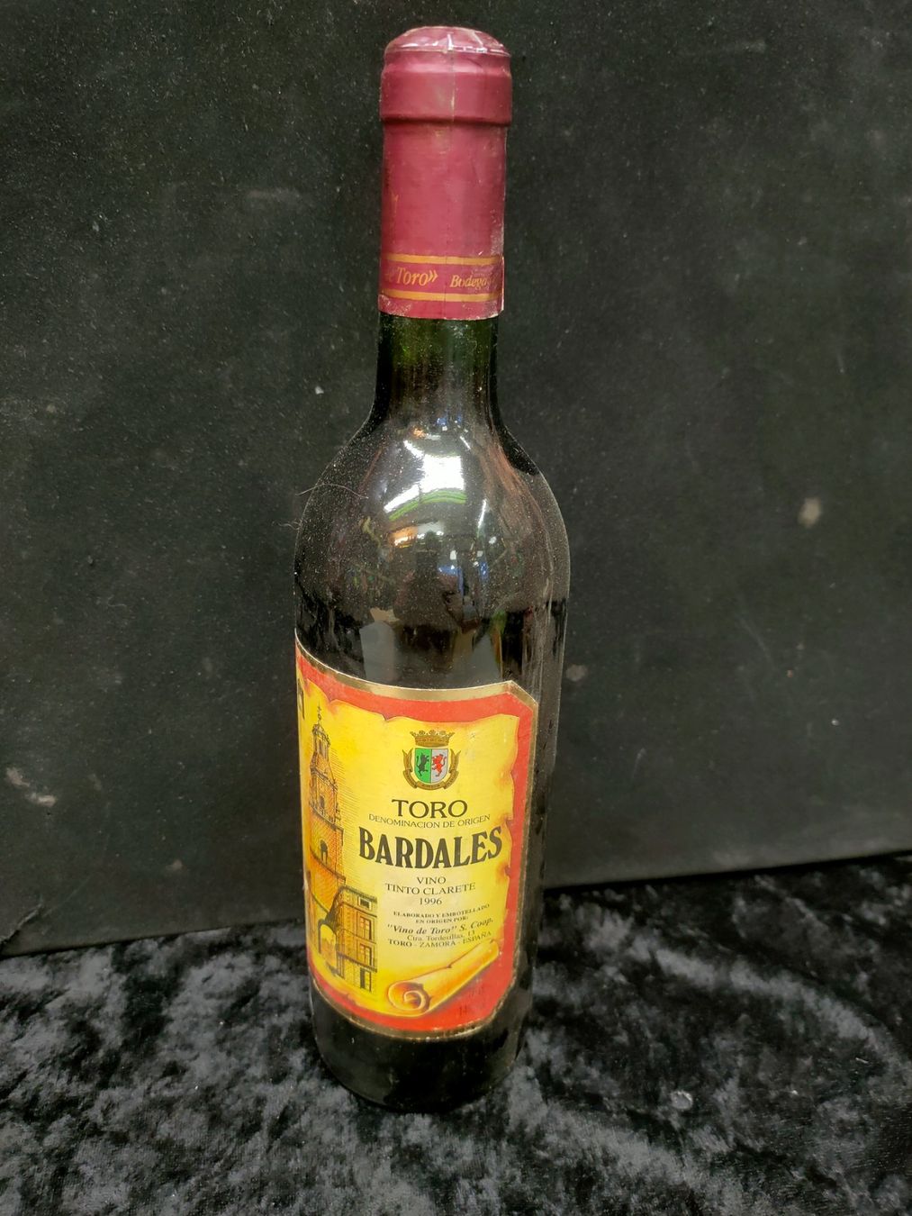 Vins: TORO BARDALES 1996 – Neuf (Voir description) à Genève par Leboucheoreilles