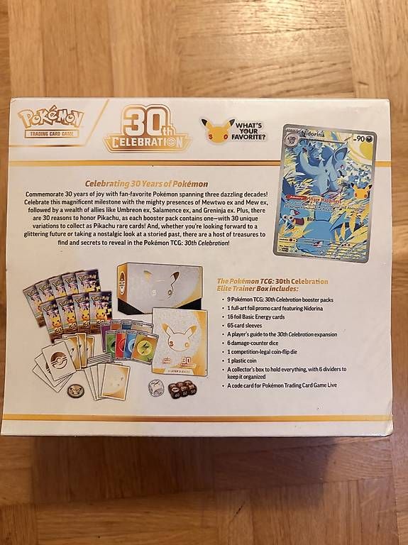 Sammelbilder & Trading cards: 30th Celebration Elite Trainer Box EN  – Neu und originalverpackt aus Basel von Lukas_77 1