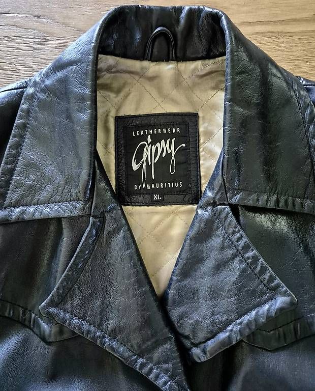 Giacche: Lederjacke Damen  – Usato da Appenzell venduto da wag_7mws 1