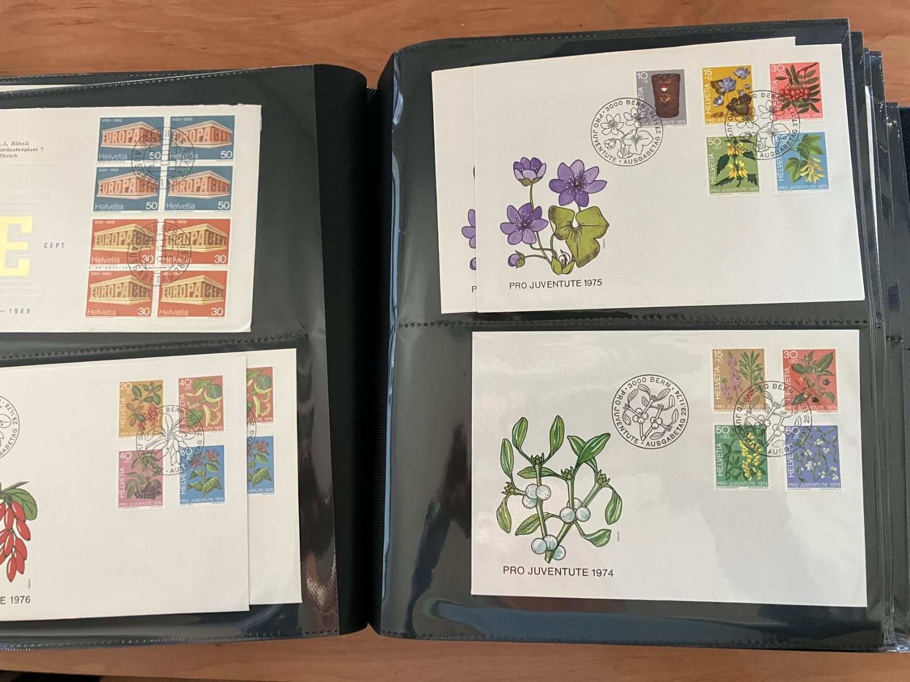 Album: Grosse Sammlung mit Ersttagsbriefen Schweiz – Nuovo (secondo la descrizione) da Menzingen venduto da Wlukas 6