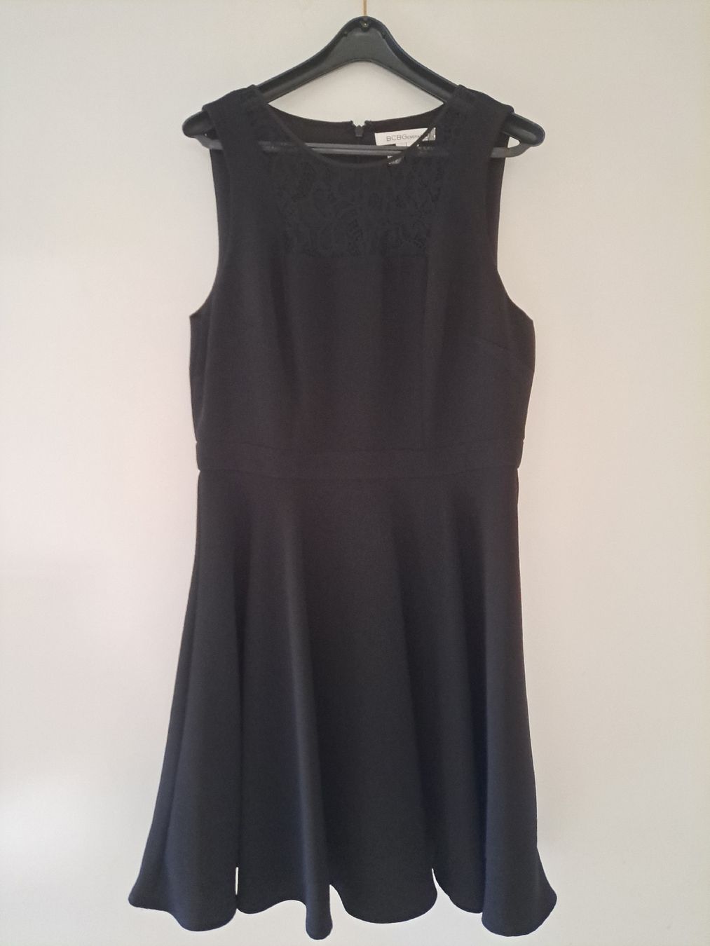 Vestiti: schwarzes Abendkleid, Gr. 10 – Nuovo (secondo la descrizione) da Oberdiessbach venduto da Noeusu