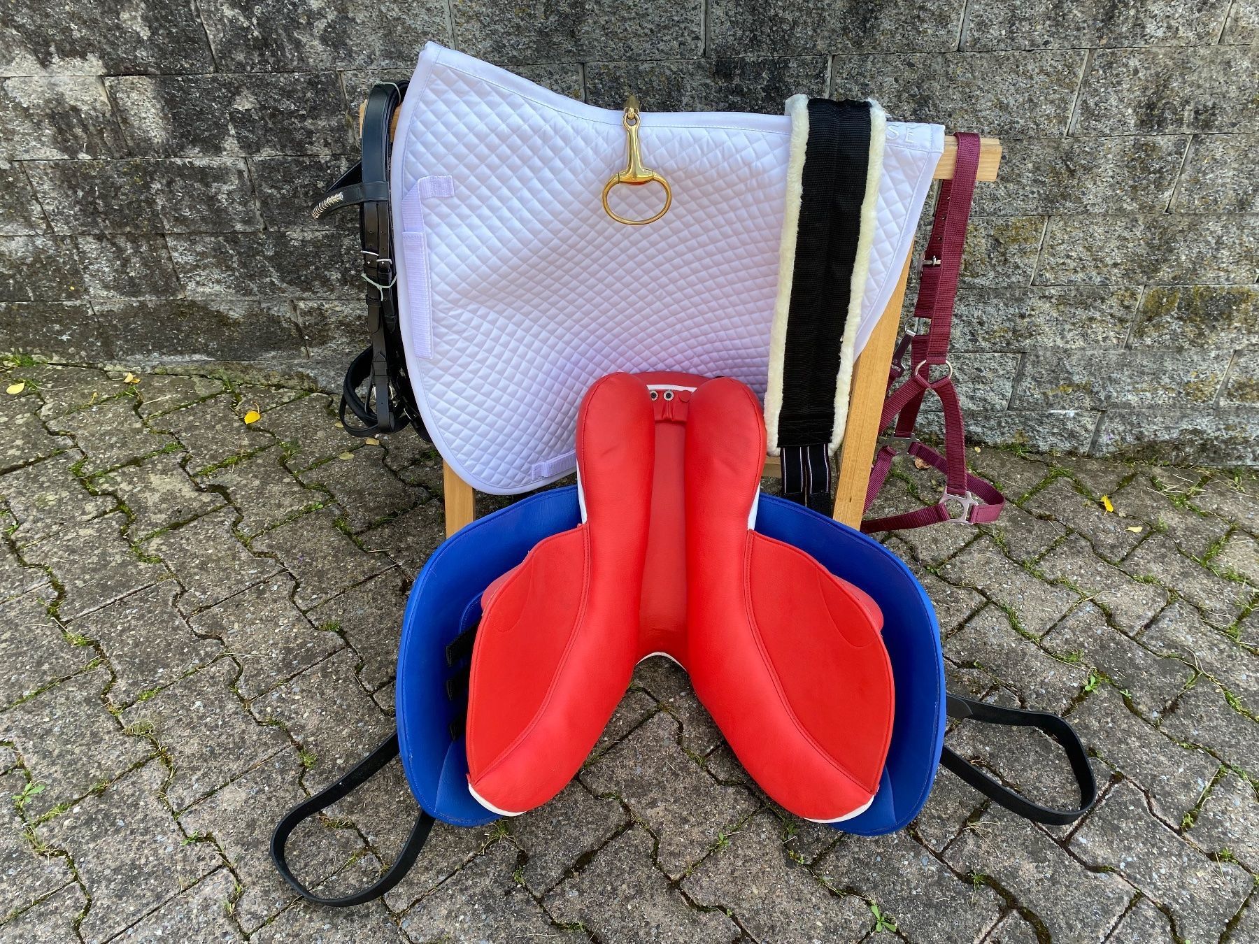 Selle & Accessori: schöner Vielseitigkeitssattel – Usato da Feldbach venduto da Fea1 9