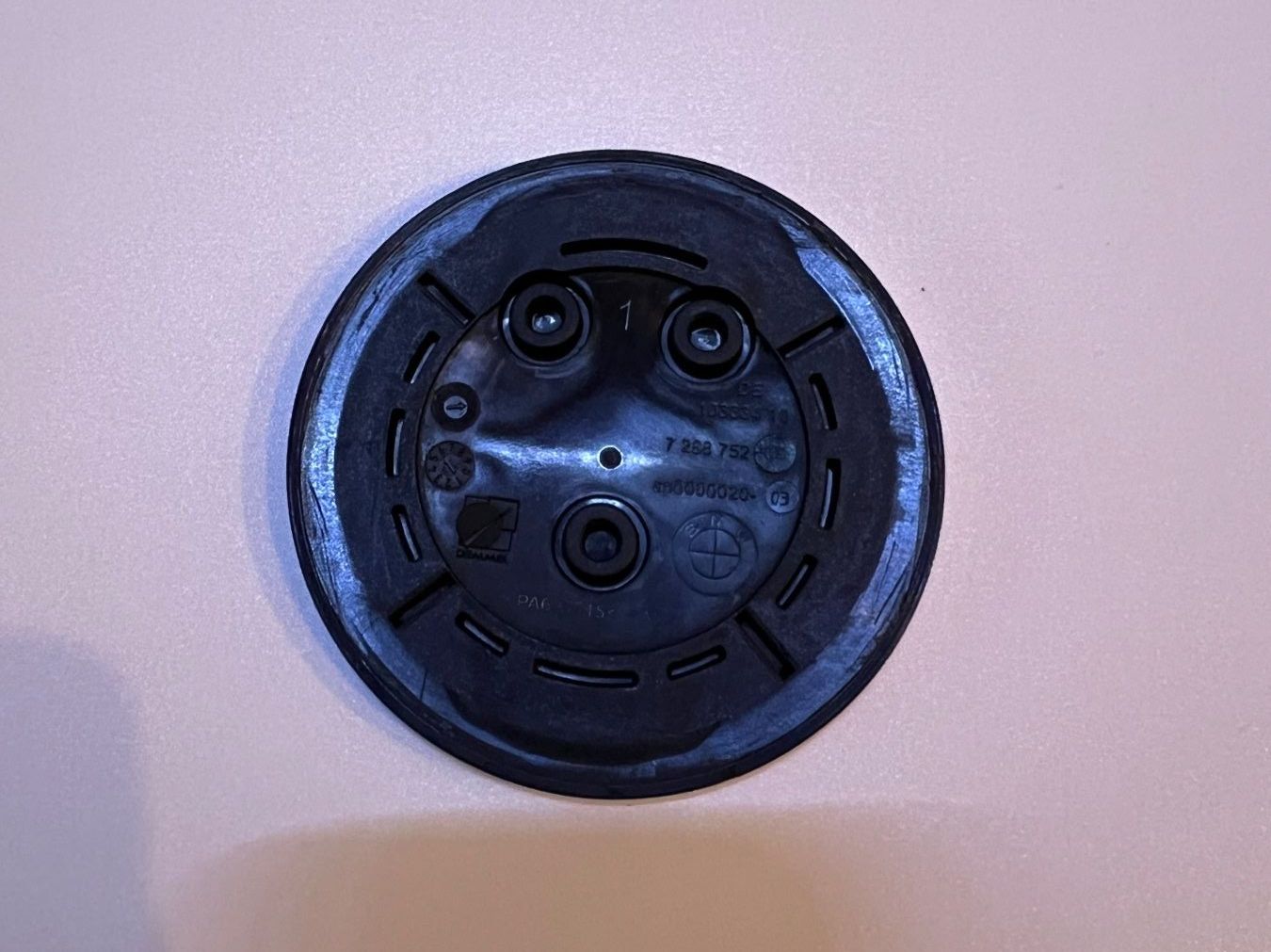 BMW Tutti pezzi di ricambio auto: Original BMW Emblem – Nuovo (secondo la descrizione) da Frauenfeld venduto da isa_9cy7 1