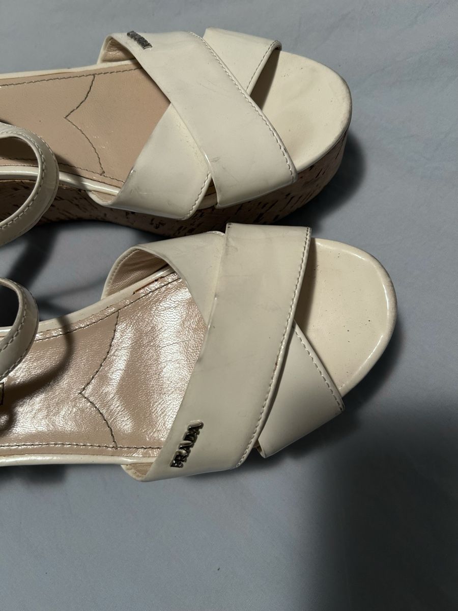 Prada Chaussures femmes: Prada Sandalen Damen  – D'occasion à Zürich par whitelily 2