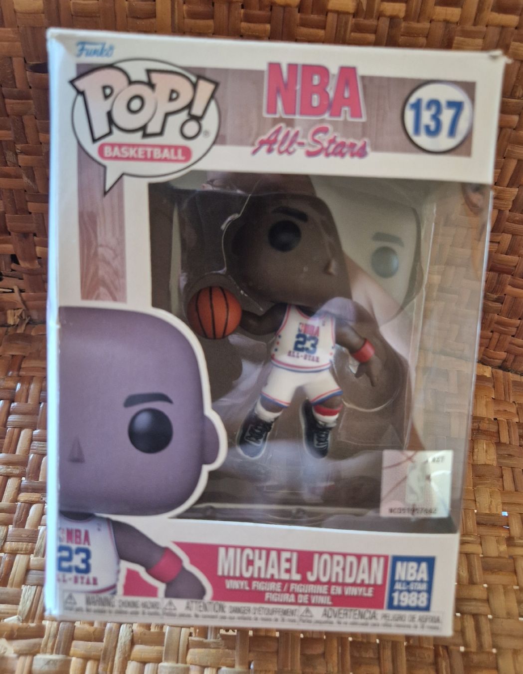 Funko Figurines: Funko Pop NBA Michael Jordan All-Star 137 – D'occasion à Möhlin par Lyhme94
