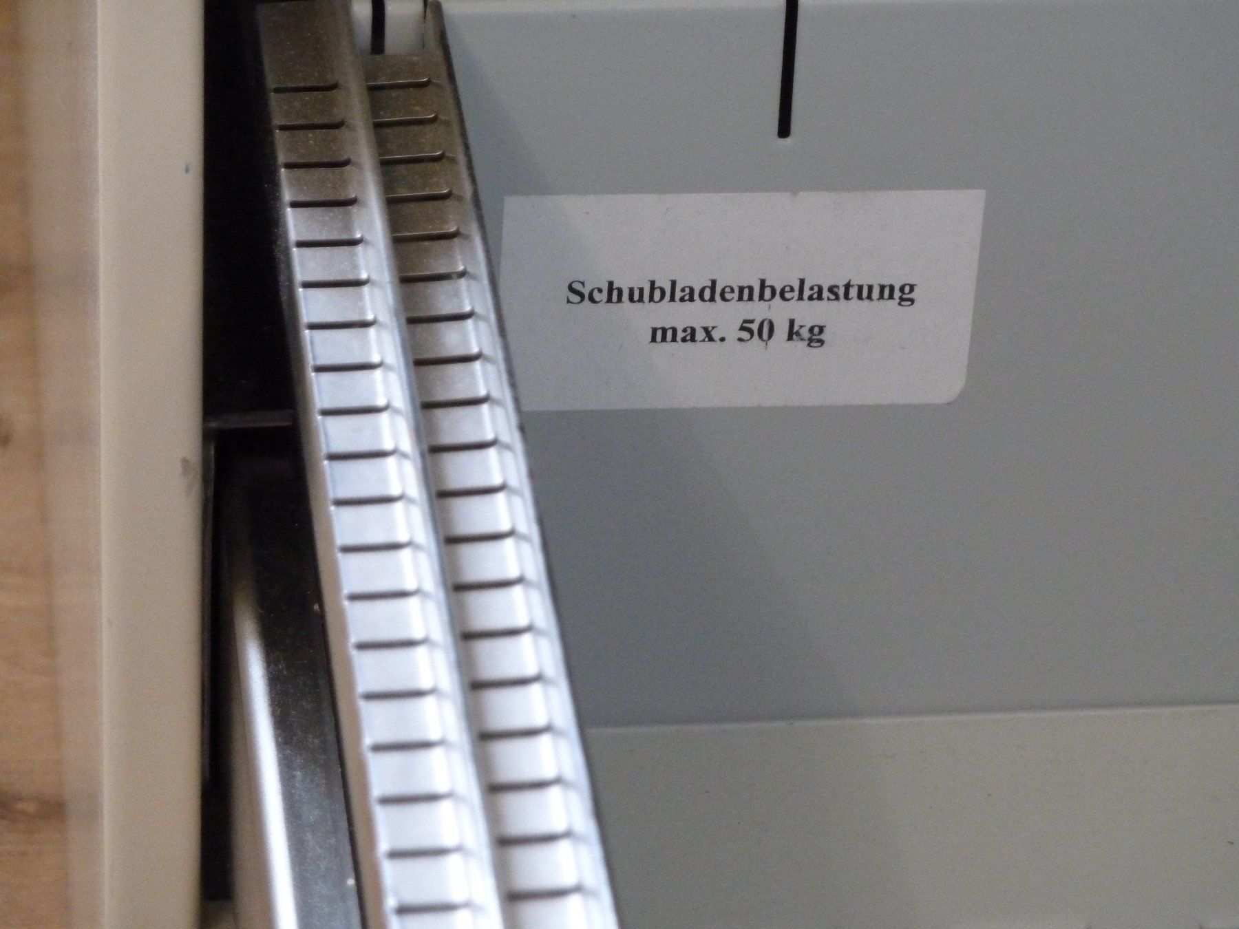 Bigla Armadi: Bigla Aktenschrank 1 – Usato da Rüti ZH venduto da voprar 2