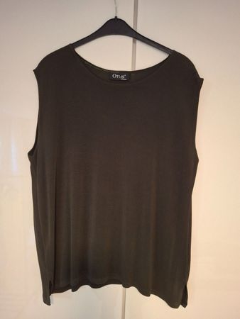 Olivgrüne Otus Paris Bluse, Grösse 46, Top Zustand!