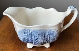 Johnson Bros Made in England Saucière Haddon Hall oval