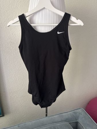 Nike Hydrastrong Swimsuit black size UK 8 EU 36