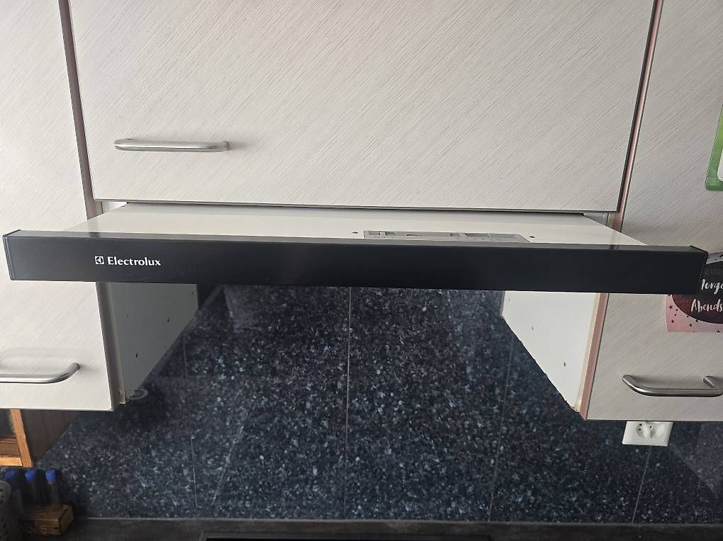 Cappe di aspirazione: Dampfabzug Elektrolux – Usato da Lyss venduto da Iskater
