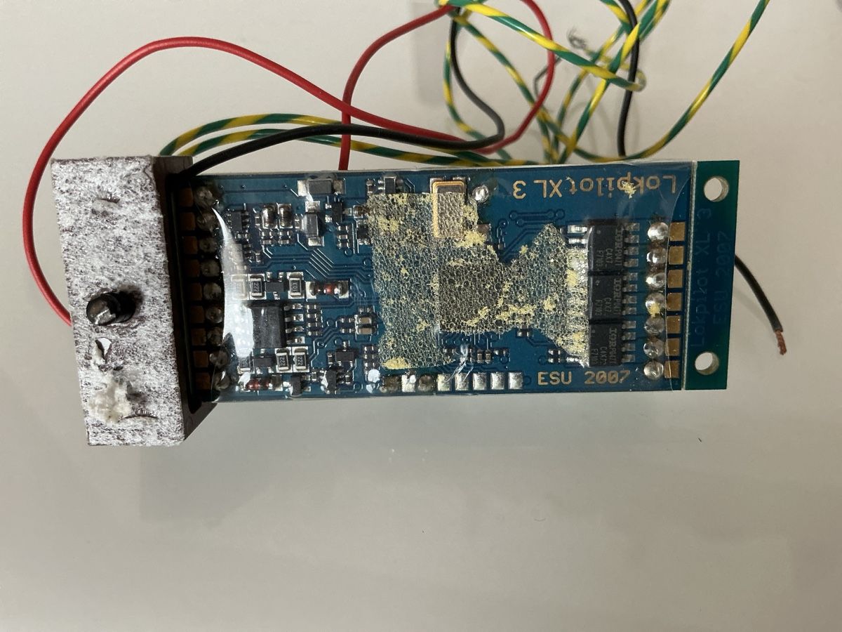 Esu Modellini di ferrovie: ESU Lokpilot XL 3 Digital-Decoder Modellbahn gebraucht – Usato da Wängi venduto da Madella 2