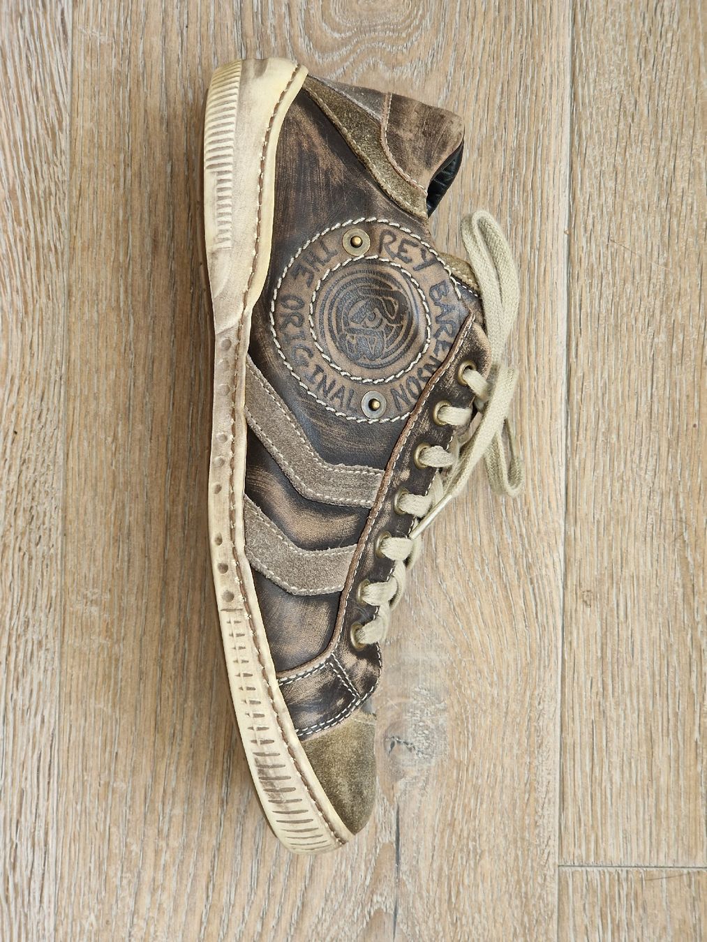 Scarpe da uomo: Leder Sneaker Schuhe Grösse. 41 – Usato da Küssnacht am Rigi venduto da Mika014 1