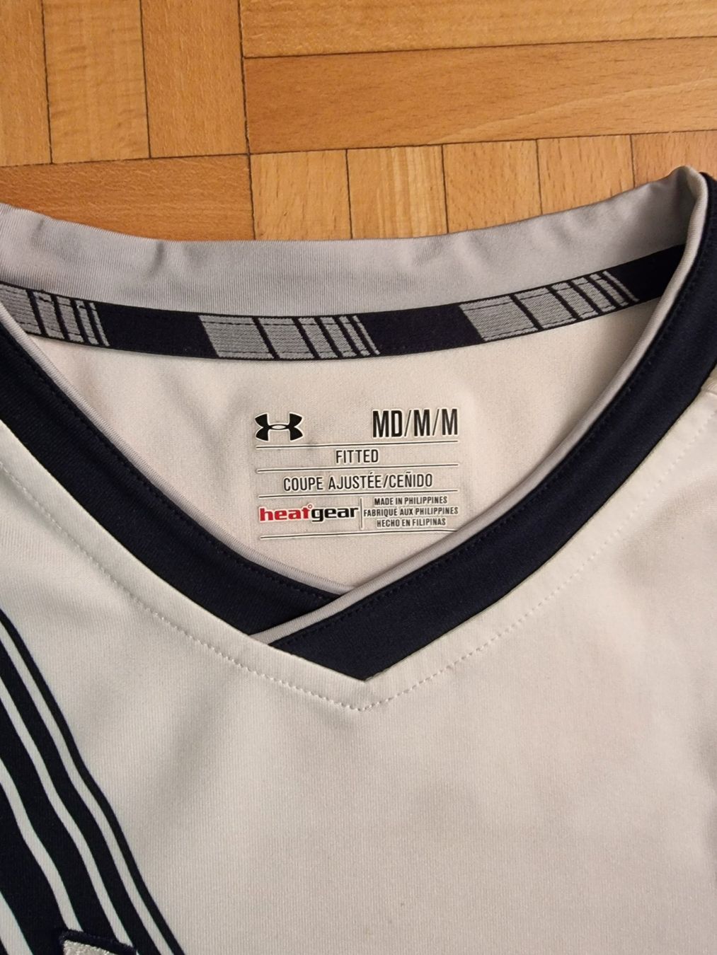 Tottenham Canottiere & Pantaloni: Harry Kane / Tottenham Hotspur 2015-2016 Heimtrikot – Usato da Suhr venduto da SariLacivert1907 2