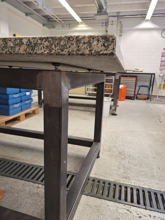 Piatti di portata: 2x Granitplatte Naturstein poliert – Usato da Frauenfeld venduto da Verein_Murghof 6