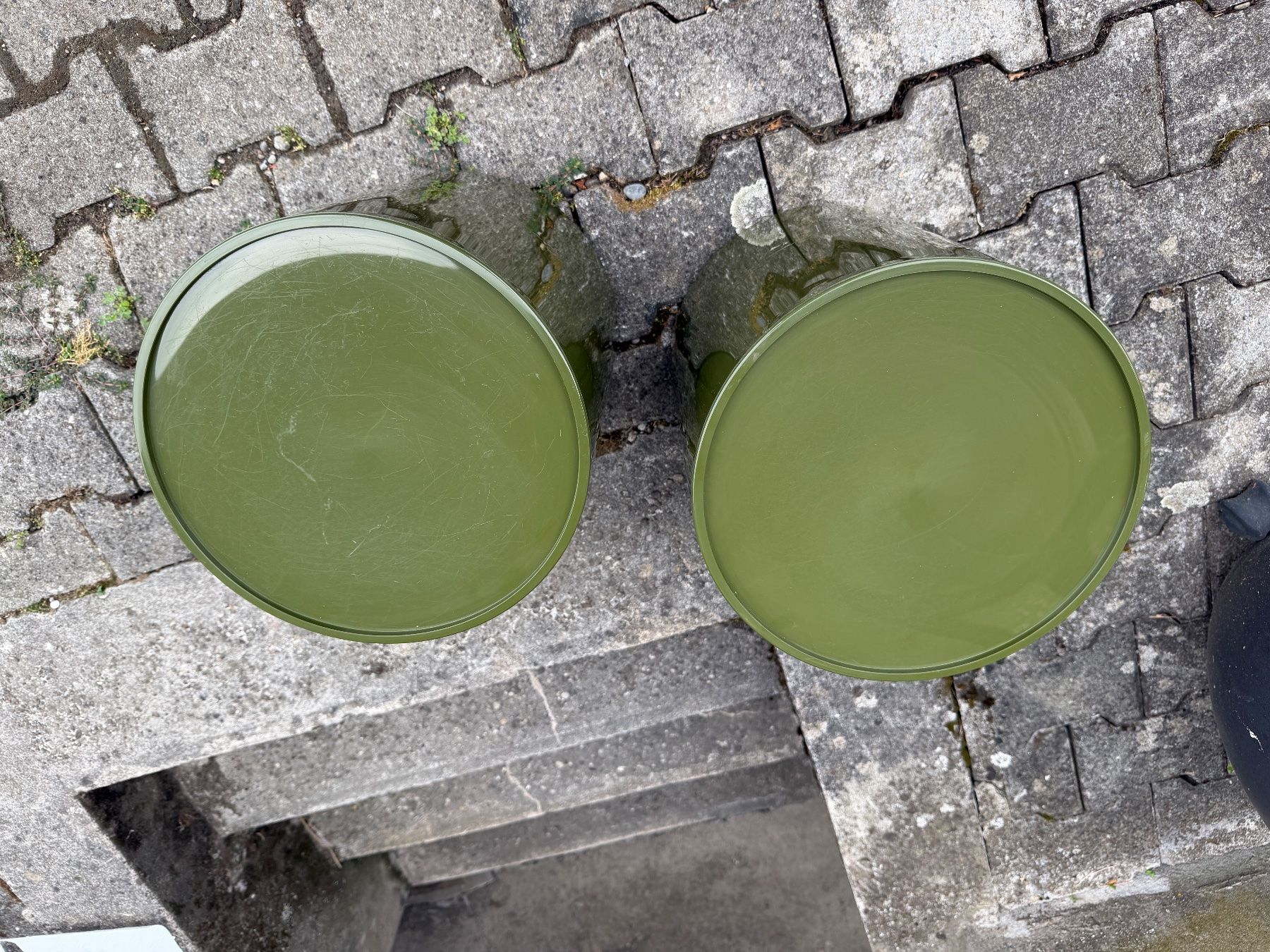 Nachttische: 2 Kartell Componibili 2 Elemente olivgrün – Gebraucht aus Kallnach von FrancaE 1