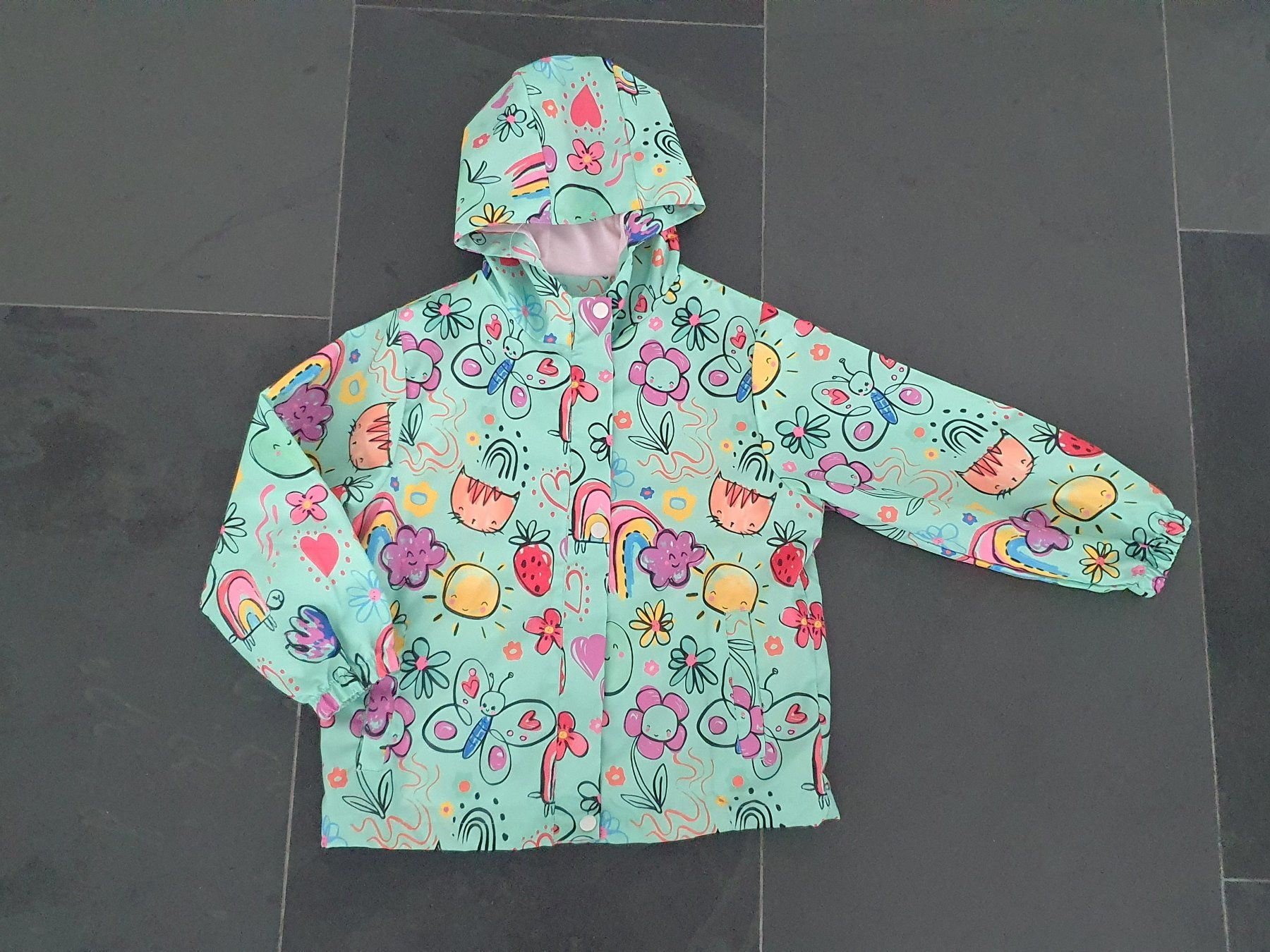 Giacche & Cappotti: ++ leichte Jacke ++ Gr. 122 / 128 ++ NEU ++ – Nuovo (secondo la descrizione) da Chur venduto da aladin_04