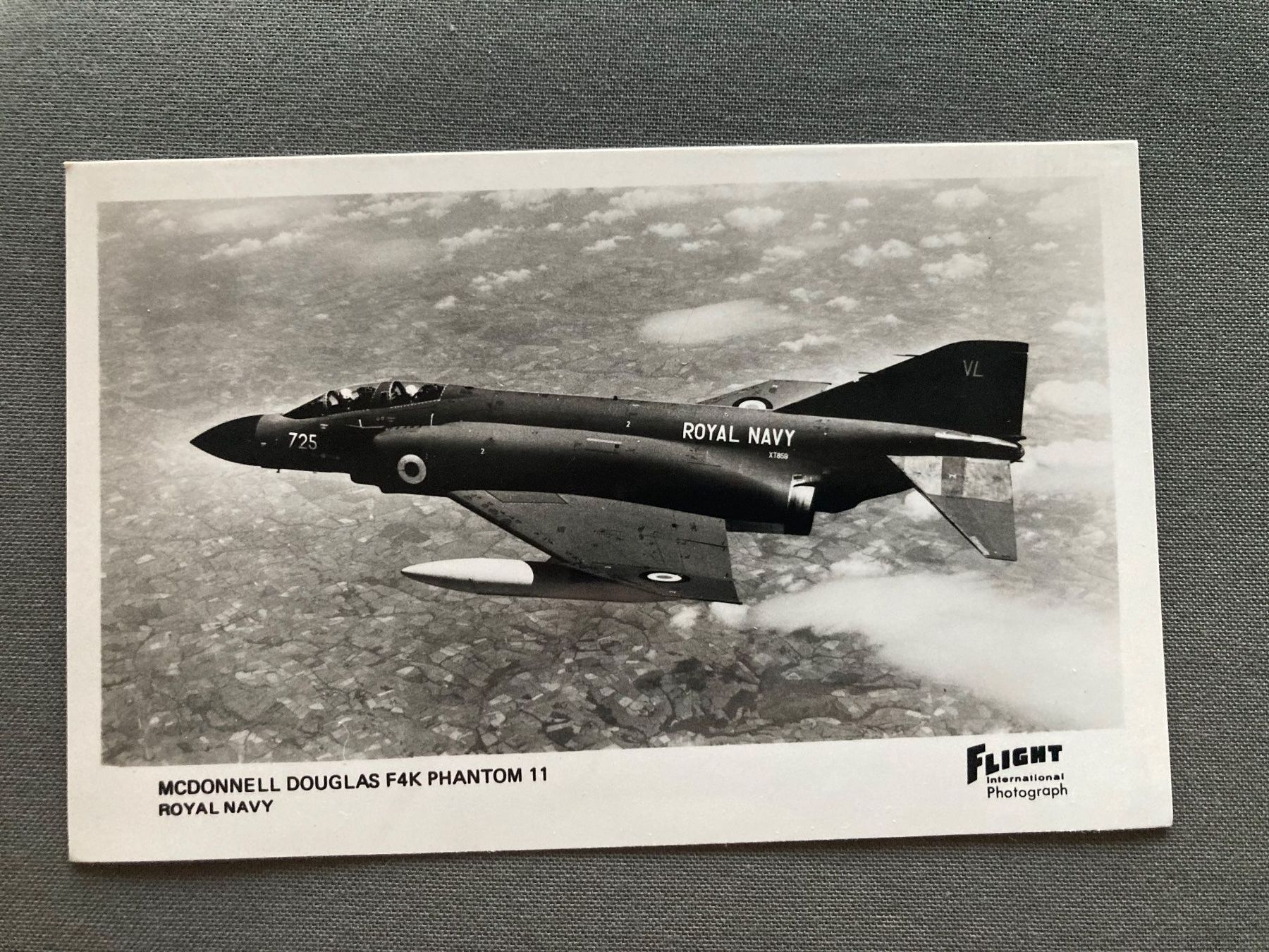 Cartoline postali: Ansichtskarte McDonnell Douglas F4K Phantom gebraucht – Usato da Zürich venduto da mik_h9ty