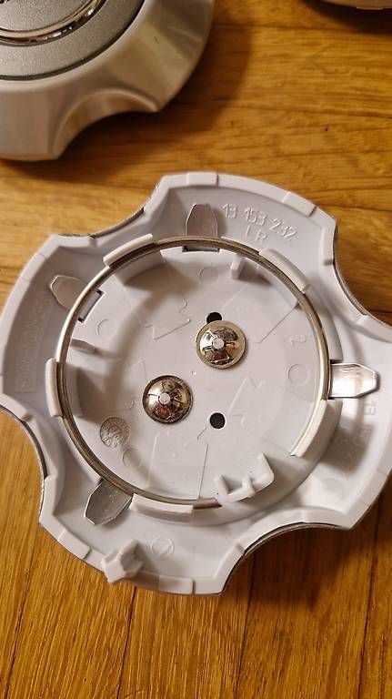 Alle Autoersatzteile: Opel Corsa D Nabendeckel Neu und Original  – Gebraucht aus Muri b. Bern von Pascal_MG 1