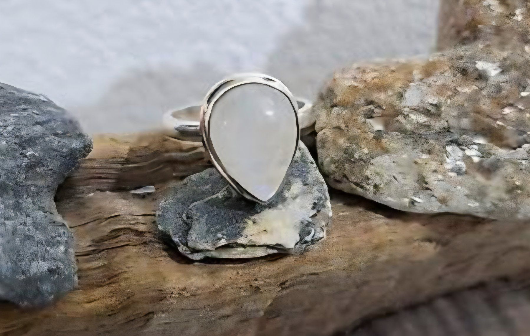 Ringe: neuer Silberring mit Mondstein Grösse 58 – Neu (gemäss Beschreibung) aus Kerns von Wichtel13
