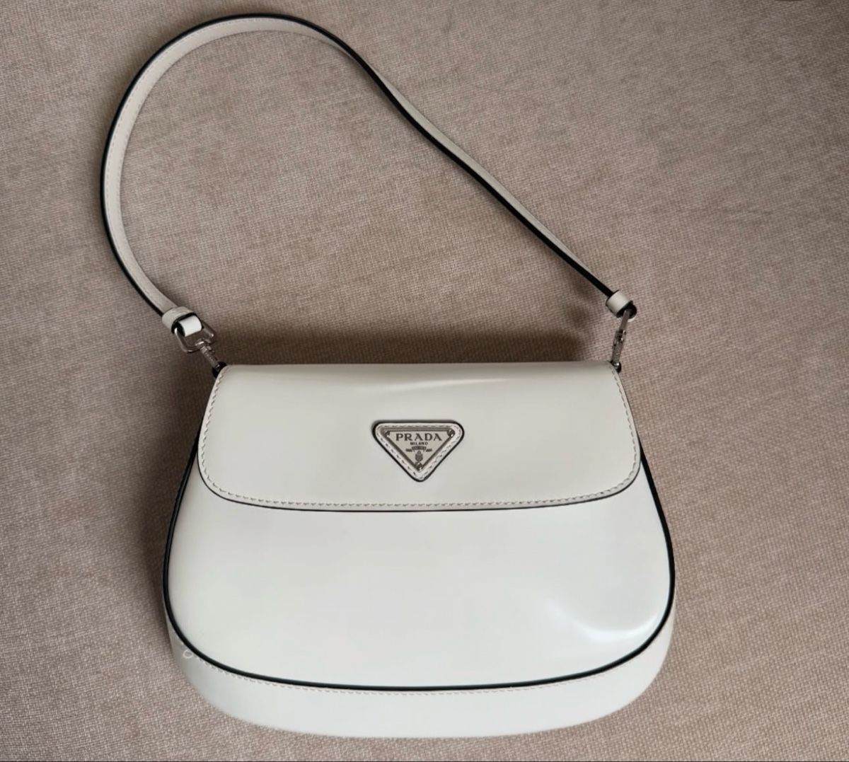 Prada Borse da donna: Prada Cleo Tasche – Nuovo (secondo la descrizione) da Bäch SZ venduto da Carinabigi
