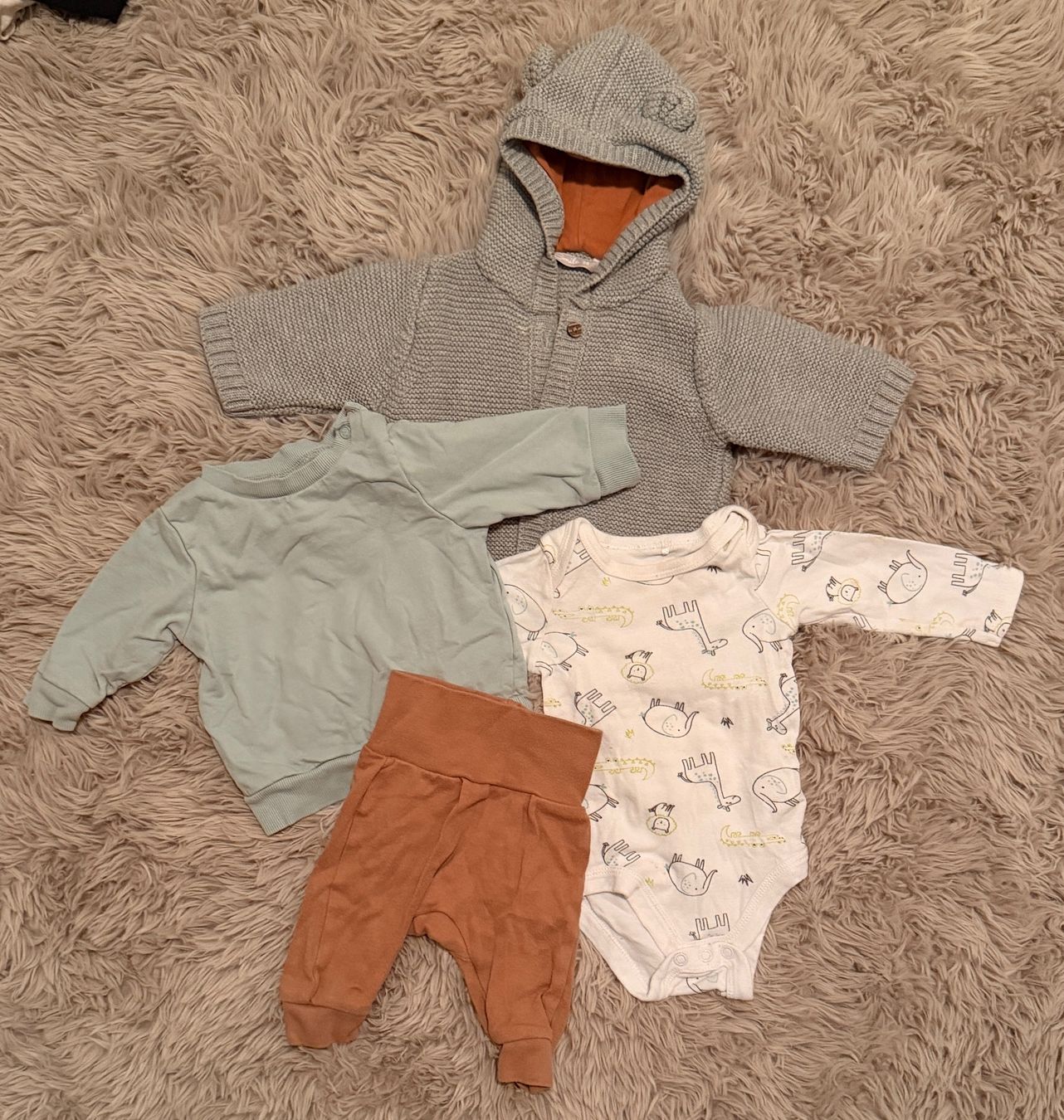 Kleiderpakete & -sets: Newborn Set Junge / Neutral 50 – Gebraucht aus Küttigen von mimila21 7