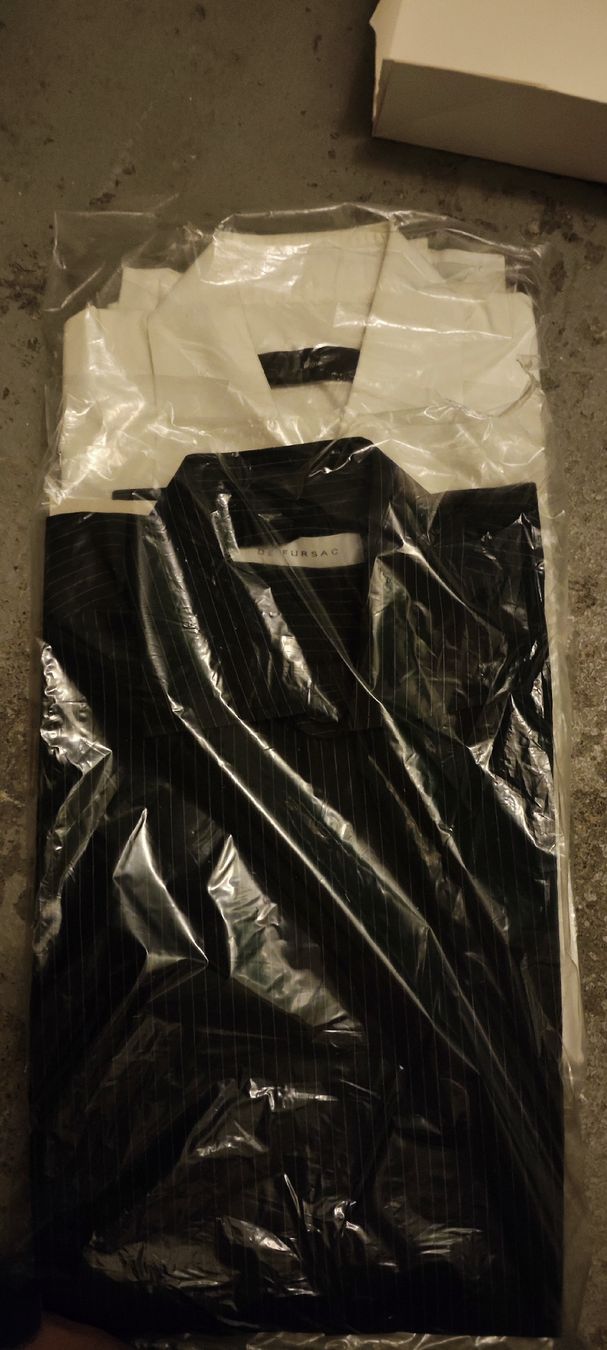 Camicie: 2 Designer-Herrenhemden – Usato da Winterthur venduto da Ajcps 1