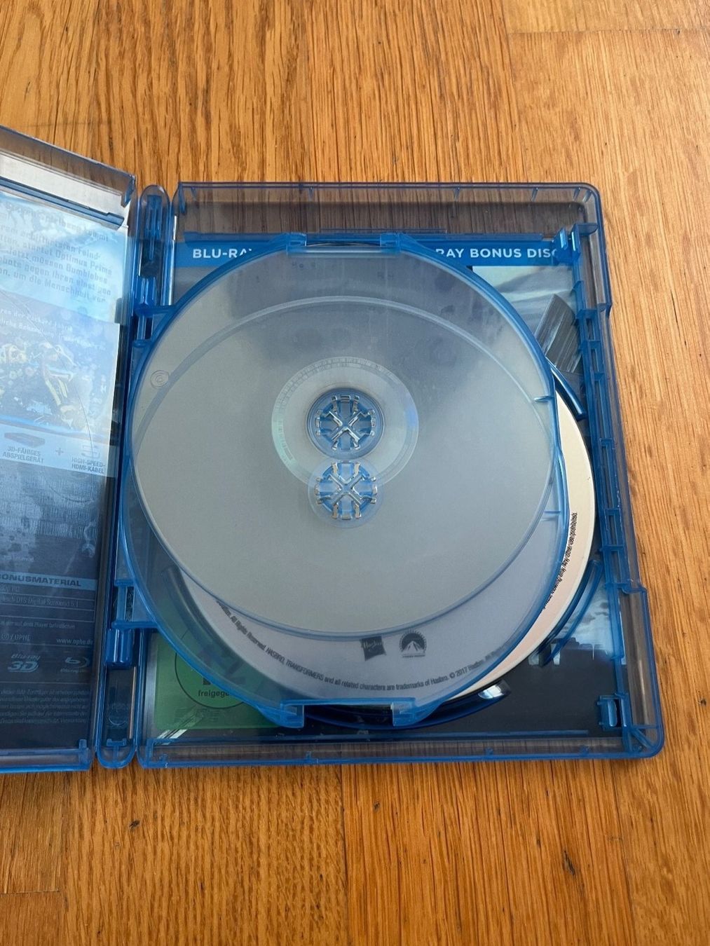 Tutti i DVDs: Blu-Ray "Transformers - The last Knight" – Usato da Grosswangen venduto da Vita500 3