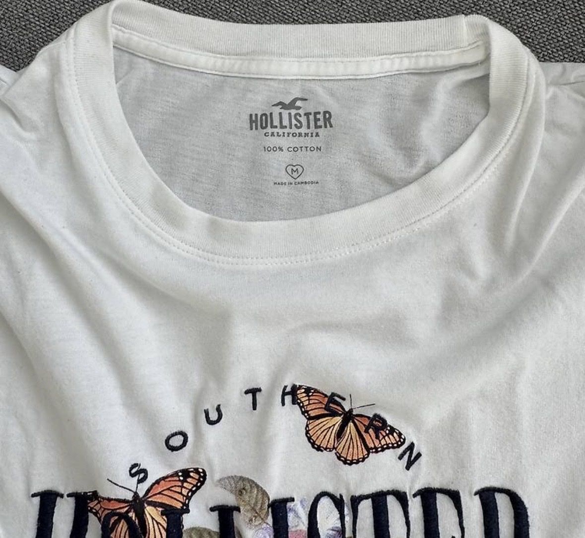 Hollister T-Shirts: T-Shirt Hollister – Gebraucht aus Balzers von Lorena-H 1