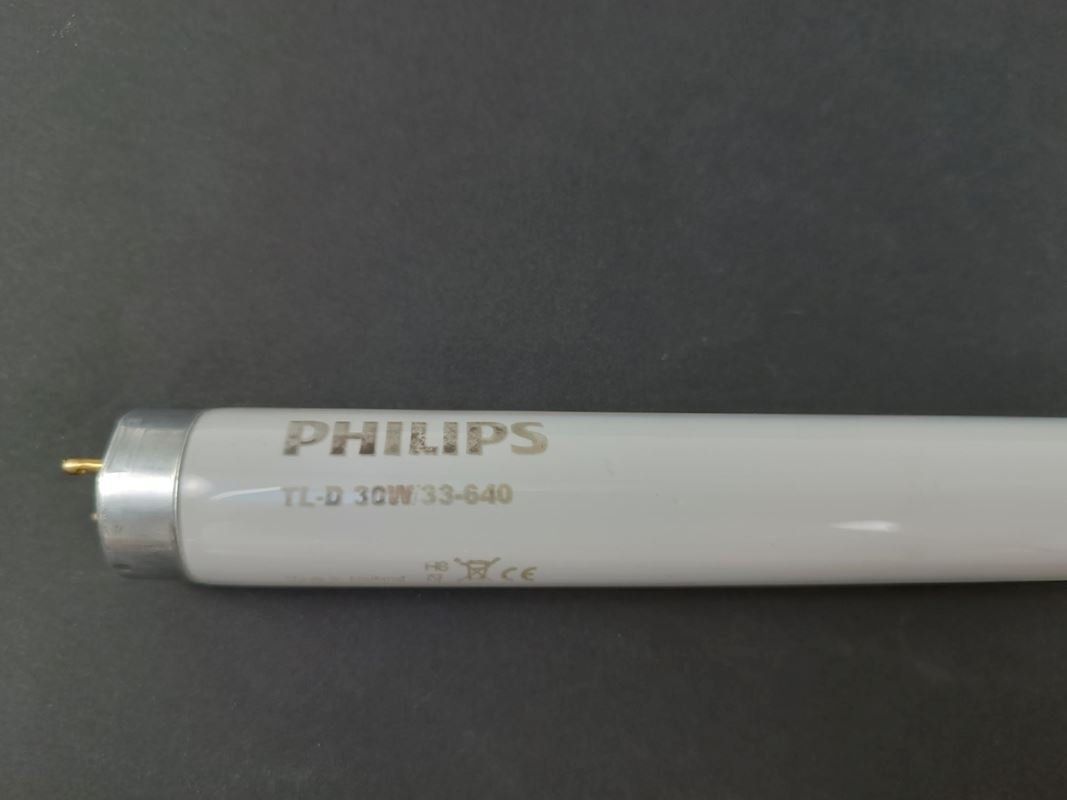 Philips Lampade: PHILIPS Standard 30 Watt – Usato da Luzern venduto da Restwert_Luzern 3