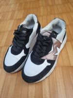 Damen Sneaker schwarz weiss Grösse 37 guter Zustand