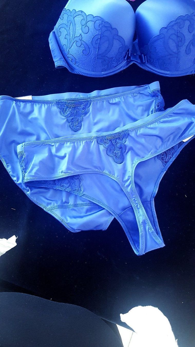 Sonstige Unterwäsche: Blau - Primadonna Contour BH 90D im Set – Neu (gemäss Beschreibung) aus Immensee von Dessous-Outlet 6