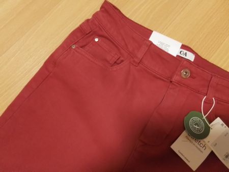 Jeans / Hose / Gr. 36 / stretch rot / NEU (NP Fr. 35.95)