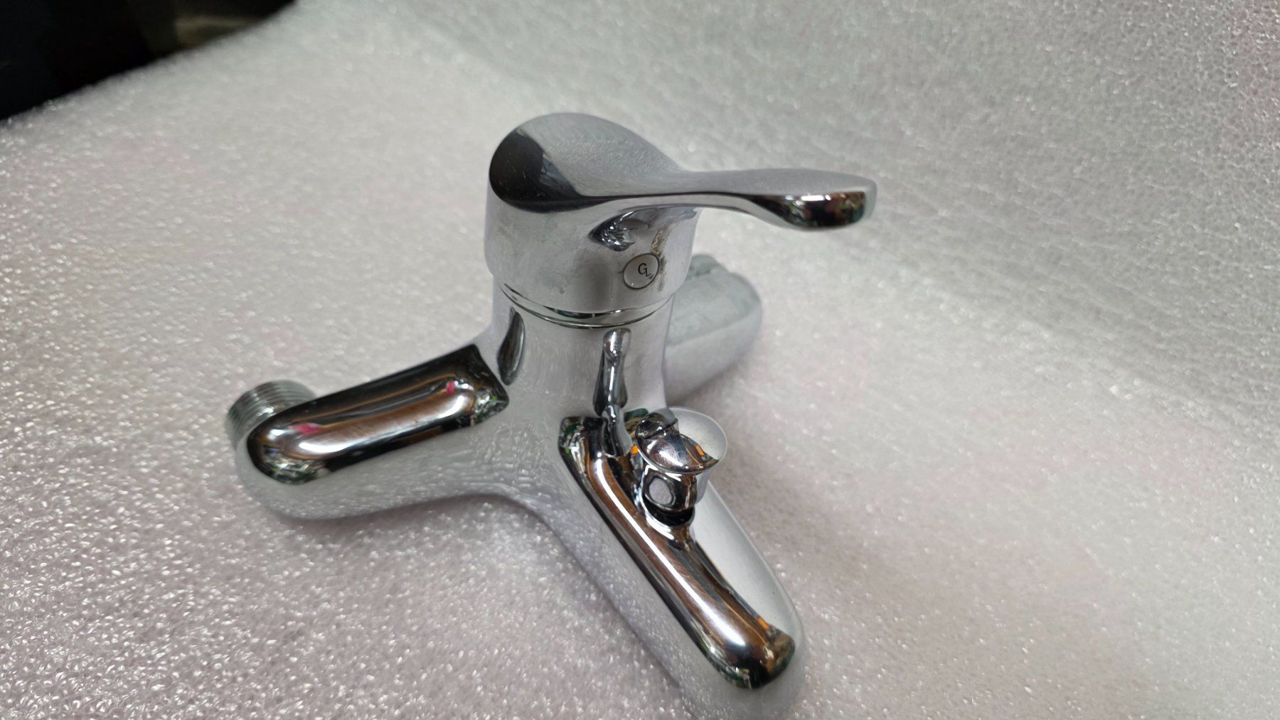 Armaturen: Melangeur de bain Gaboli – Gebraucht aus Bionnens von Meg011