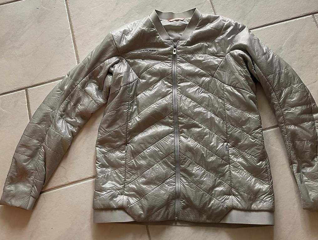 Giacche: Mammut Insulation Bomber Jacket Frauen L – Usato da Oberrohrdorf venduto da hermie66 1