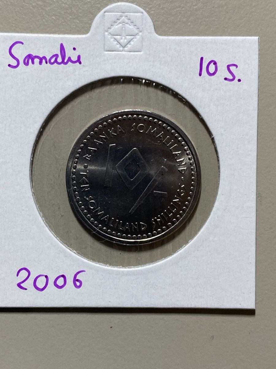 Alle Münzen: Somalie - 10 Shilling - 2006 – Gebraucht aus Payerne von Mike1682