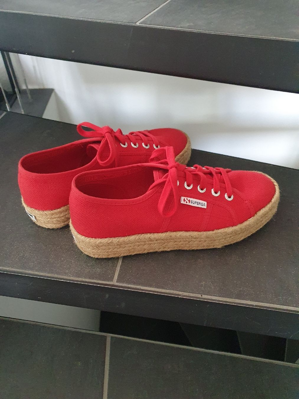 Superga Scarpe da donna: Schuhe 38 – Usato da Würenlingen venduto da kuh33