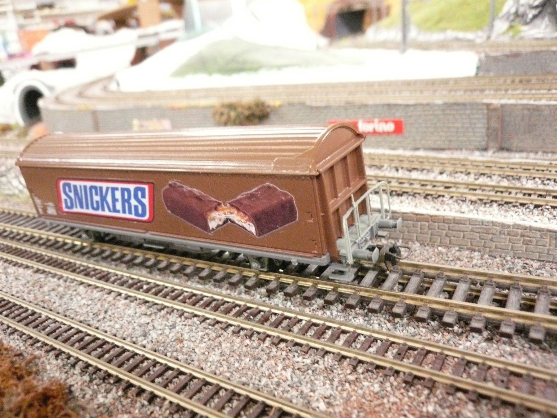 Roco Trains électriques: ROCO HBIS H0 AC  ""  SNICKERS  ""  EINMALIG MIT OVP – D'occasion à Pfaffnau par nolff 1