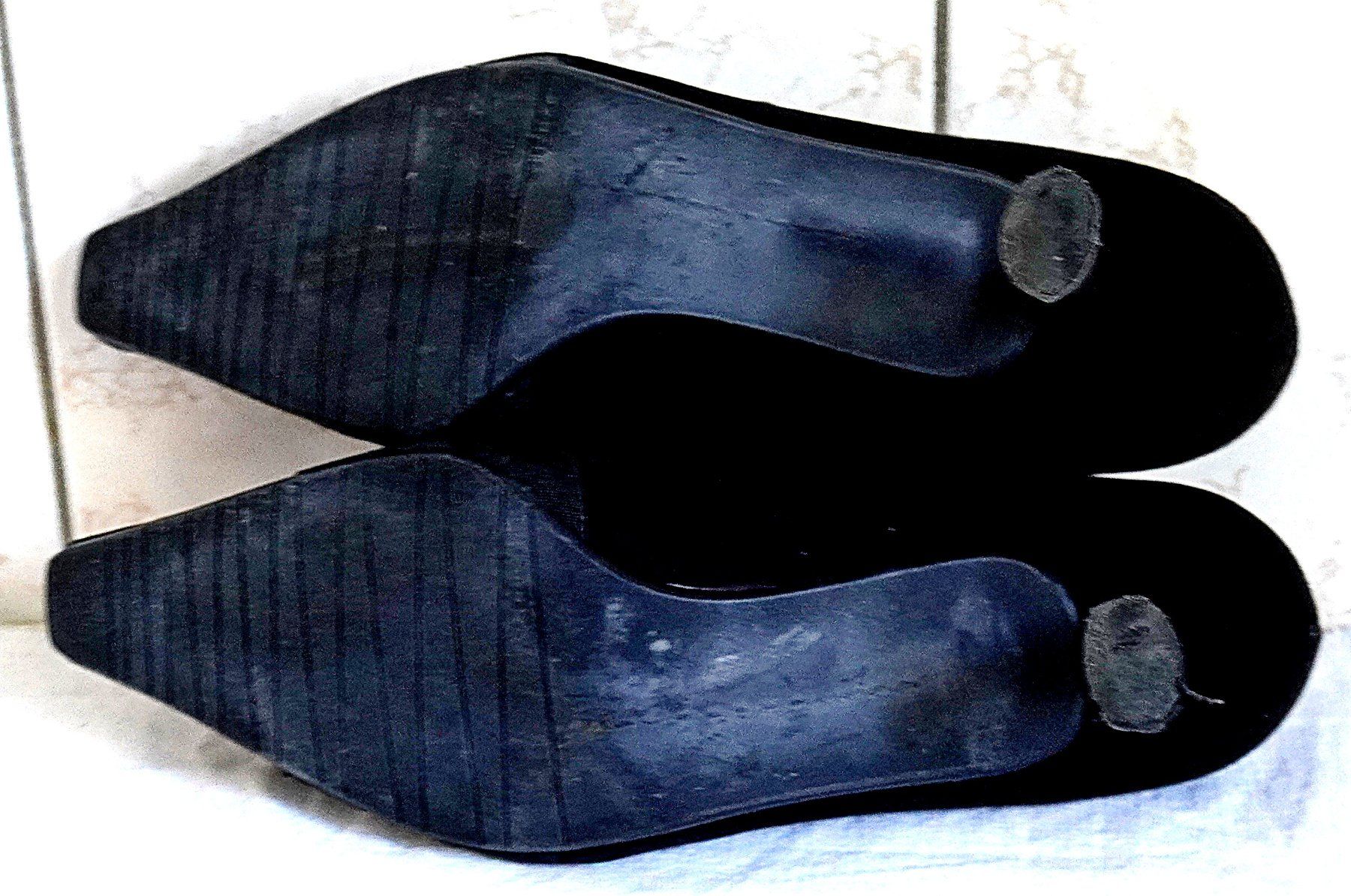 Damenschuhe: Damenschuhe schwarz Wildleder 36 – Gebraucht aus Baar von 2cvbaar 1