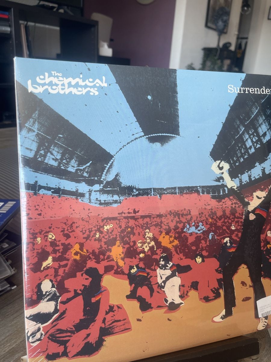 Dischi in vinile: Chemical Brothers / Surrender / versiegelt – Nuovo e nell'imballaggio originale da Dagmersellen venduto da stonefinger