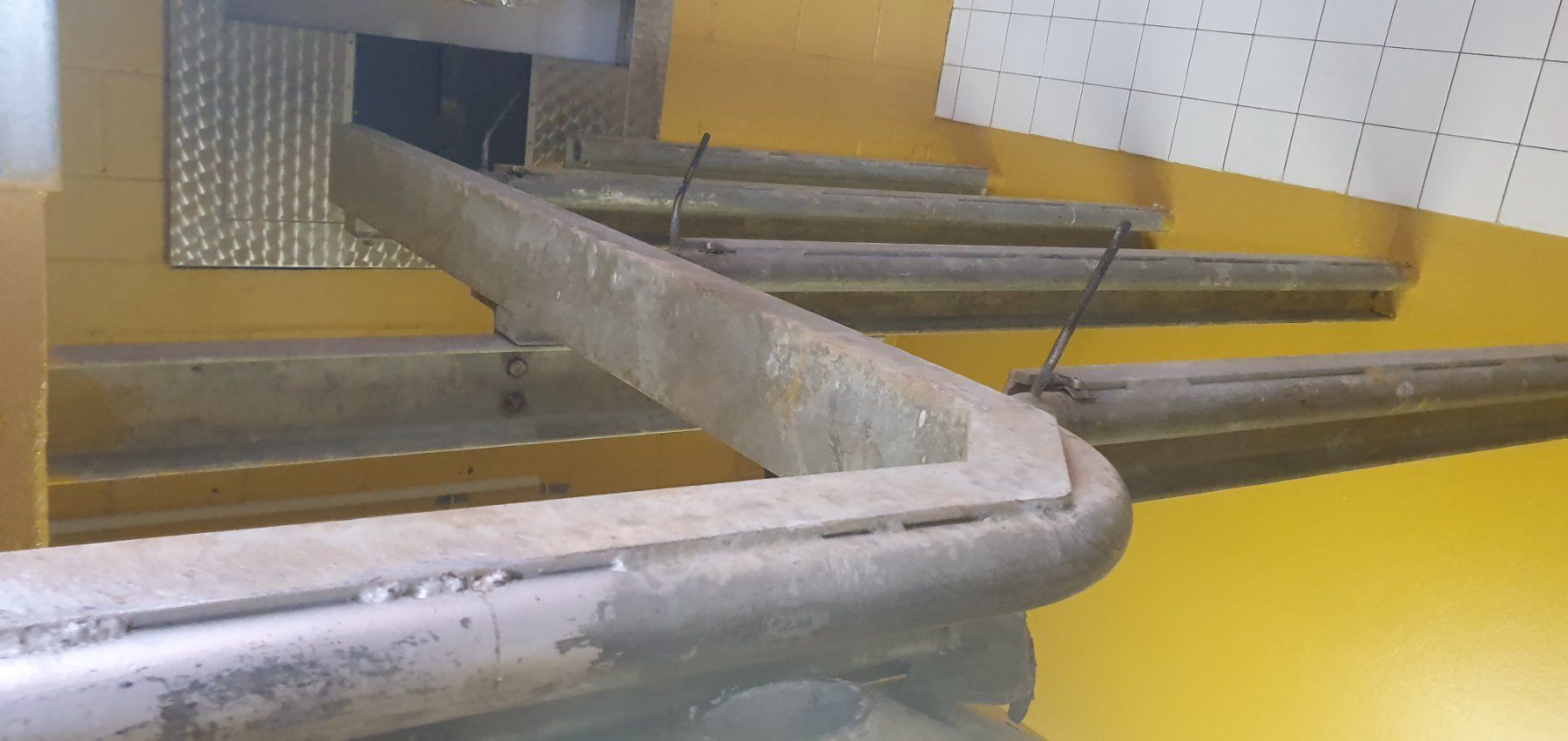 Travi: Stahltrager – Usato da Busswil BE venduto da mauro1967 3
